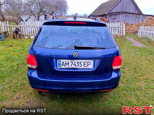 Синий Фольксваген Гольф, объемом двигателя 1.6 л и пробегом 247 тыс. км за 8500 $, фото 12 на Automoto.ua