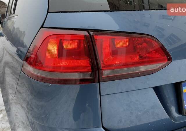 Синій Фольксваген Гольф, об'ємом двигуна 1.6 л та пробігом 291 тис. км за 10500 $, фото 10 на Automoto.ua