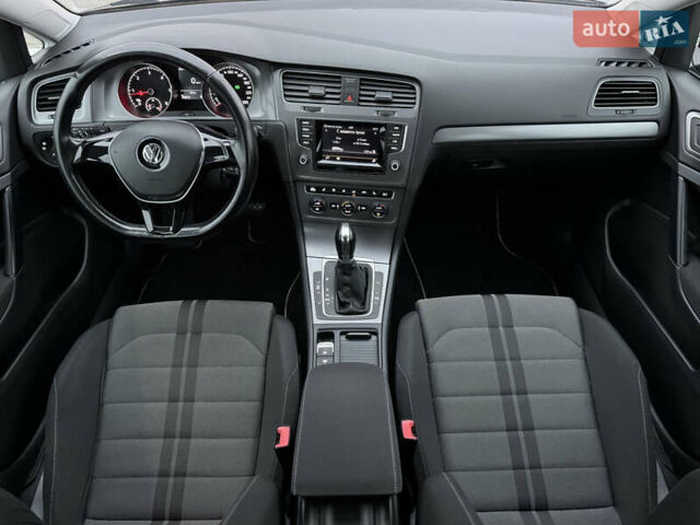 Синій Фольксваген Гольф, об'ємом двигуна 1.6 л та пробігом 283 тис. км за 11300 $, фото 21 на Automoto.ua