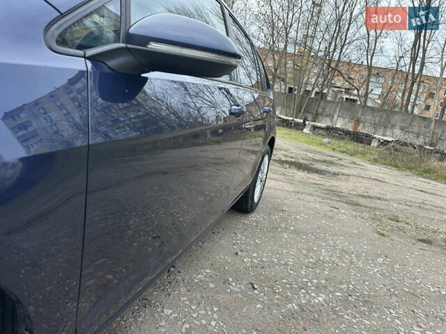 Синій Фольксваген Гольф, об'ємом двигуна 1.6 л та пробігом 295 тис. км за 7800 $, фото 17 на Automoto.ua