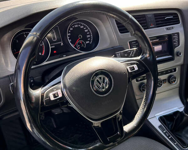 Синій Фольксваген Гольф, об'ємом двигуна 1.6 л та пробігом 264 тис. км за 10500 $, фото 11 на Automoto.ua