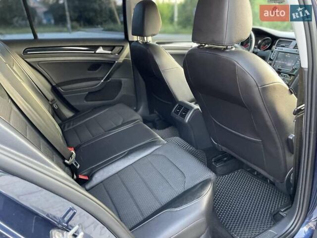 Фольксваген Гольф 2014 в Хмельницком на Automoto.ua Синий Фольксваген Гольф, объемом двигателя 1.6 л и пробегом 264 тыс. км за 11800 $, фото 17 на Automoto.ua