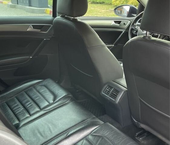 Синий Фольксваген Гольф, объемом двигателя 1.4 л и пробегом 241 тыс. км за 8800 $, фото 9 на Automoto.ua