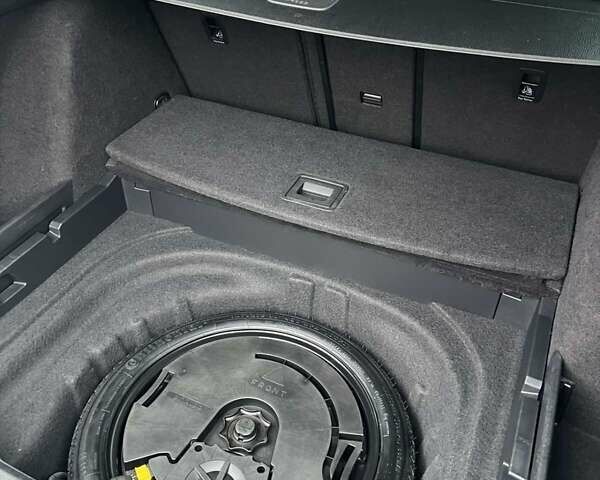 Синий Фольксваген Гольф, объемом двигателя 1.97 л и пробегом 244 тыс. км за 13000 $, фото 10 на Automoto.ua