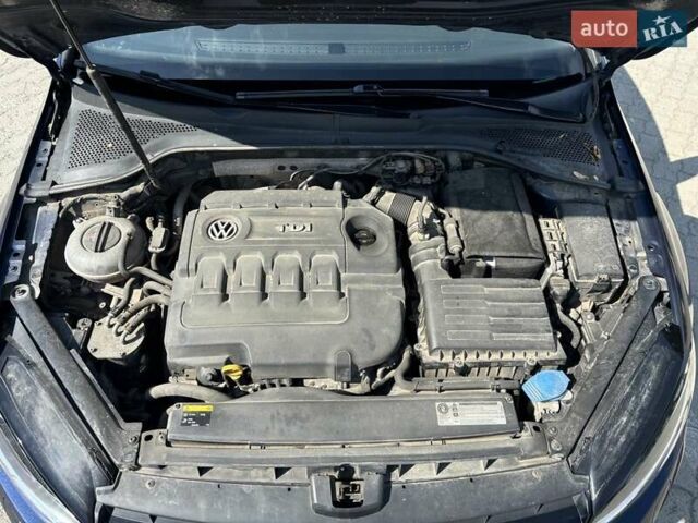 Синий Фольксваген Гольф, объемом двигателя 1.97 л и пробегом 289 тыс. км за 12500 $, фото 33 на Automoto.ua