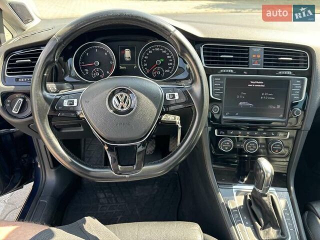 Синий Фольксваген Гольф, объемом двигателя 1.97 л и пробегом 289 тыс. км за 12500 $, фото 14 на Automoto.ua