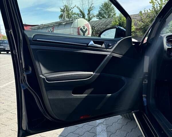 Синий Фольксваген Гольф, объемом двигателя 1.97 л и пробегом 289 тыс. км за 12500 $, фото 9 на Automoto.ua