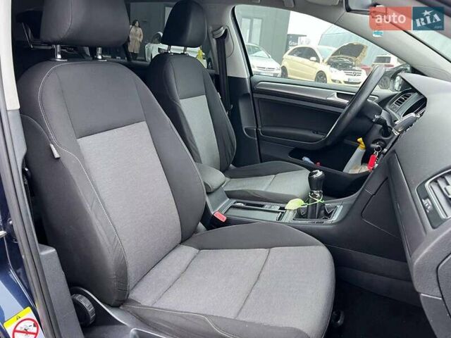 Синій Фольксваген Гольф, об'ємом двигуна 1.6 л та пробігом 252 тис. км за 9990 $, фото 37 на Automoto.ua