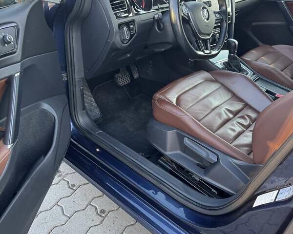 Синій Фольксваген Гольф, об'ємом двигуна 1.6 л та пробігом 274 тис. км за 13700 $, фото 1 на Automoto.ua