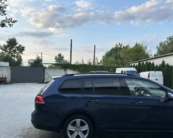 Синий Фольксваген Гольф, объемом двигателя 1.6 л и пробегом 320 тыс. км за 9500 $, фото 5 на Automoto.ua