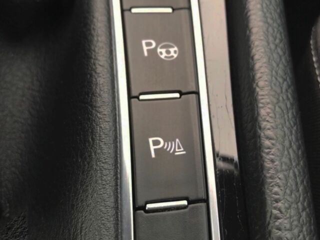 Синій Фольксваген Гольф, об'ємом двигуна 1.6 л та пробігом 245 тис. км за 10150 $, фото 16 на Automoto.ua