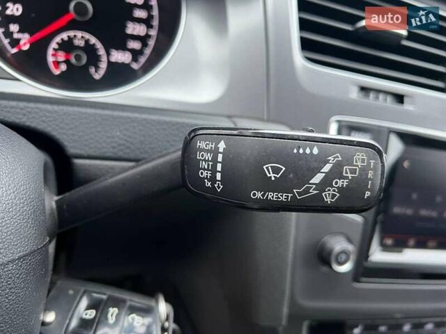Синій Фольксваген Гольф, об'ємом двигуна 1.6 л та пробігом 252 тис. км за 9990 $, фото 23 на Automoto.ua