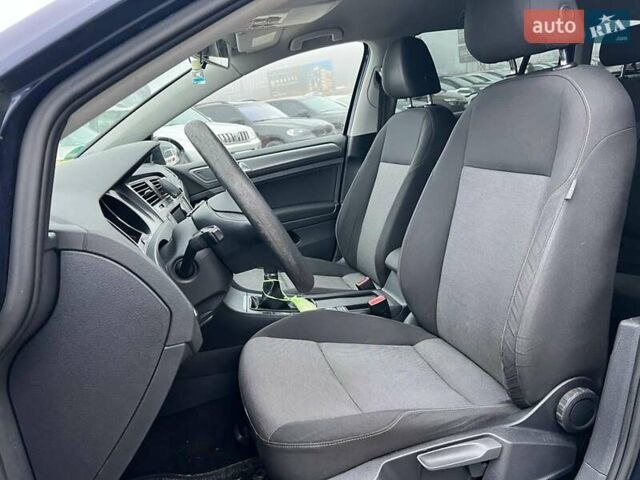 Синій Фольксваген Гольф, об'ємом двигуна 1.6 л та пробігом 252 тис. км за 9990 $, фото 18 на Automoto.ua