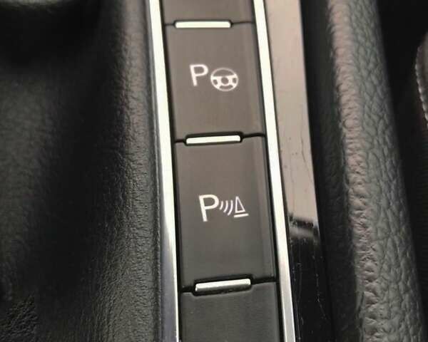 Синій Фольксваген Гольф, об'ємом двигуна 1.6 л та пробігом 245 тис. км за 10150 $, фото 15 на Automoto.ua