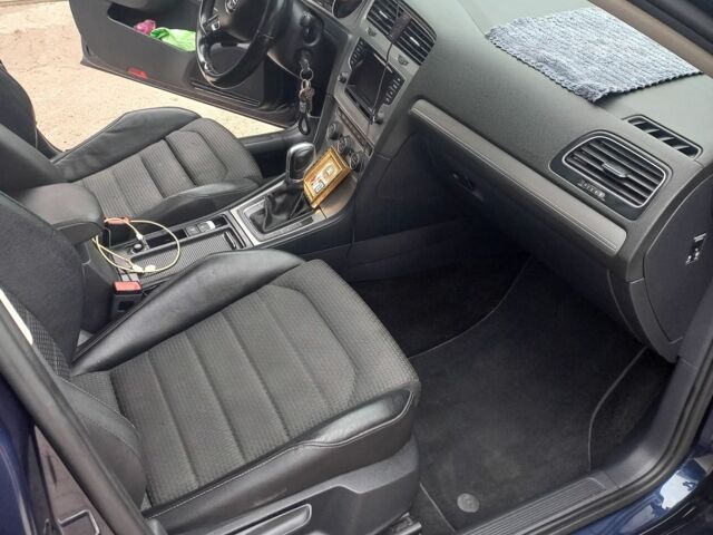 Синий Фольксваген Гольф, объемом двигателя 2 л и пробегом 3 тыс. км за 12200 $, фото 6 на Automoto.ua