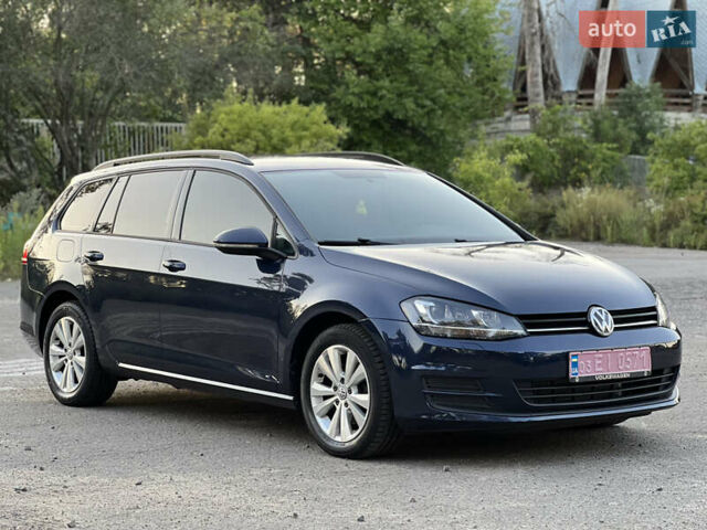 Синий Фольксваген Гольф, объемом двигателя 1.6 л и пробегом 216 тыс. км за 11999 $, фото 4 на Automoto.ua