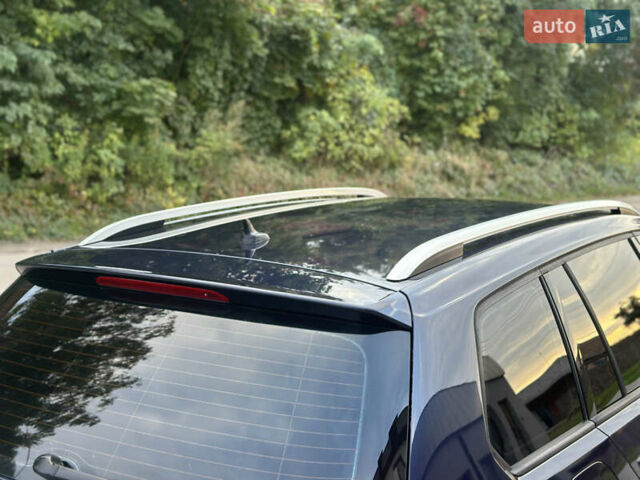 Синий Фольксваген Гольф, объемом двигателя 1.6 л и пробегом 277 тыс. км за 9400 $, фото 18 на Automoto.ua