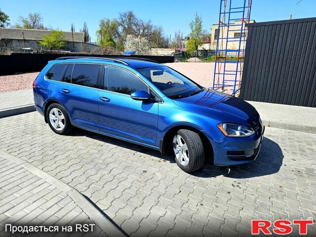 Синий Фольксваген Гольф, объемом двигателя 2 л и пробегом 90 тыс. км за 13500 $, фото 1 на Automoto.ua