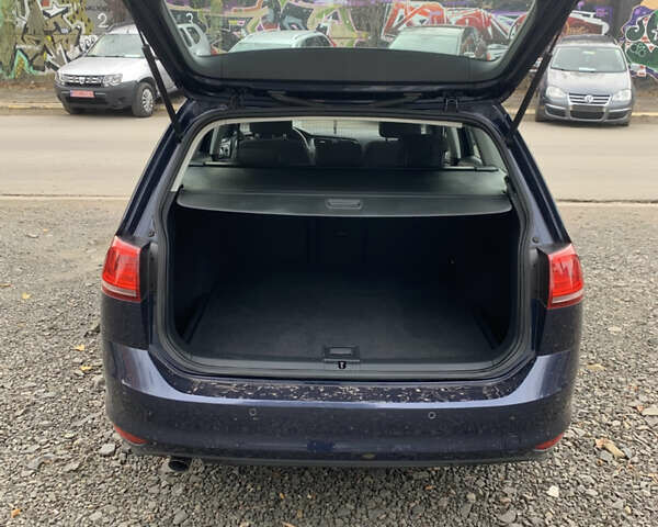 Синий Фольксваген Гольф, объемом двигателя 1.6 л и пробегом 205 тыс. км за 10950 $, фото 14 на Automoto.ua