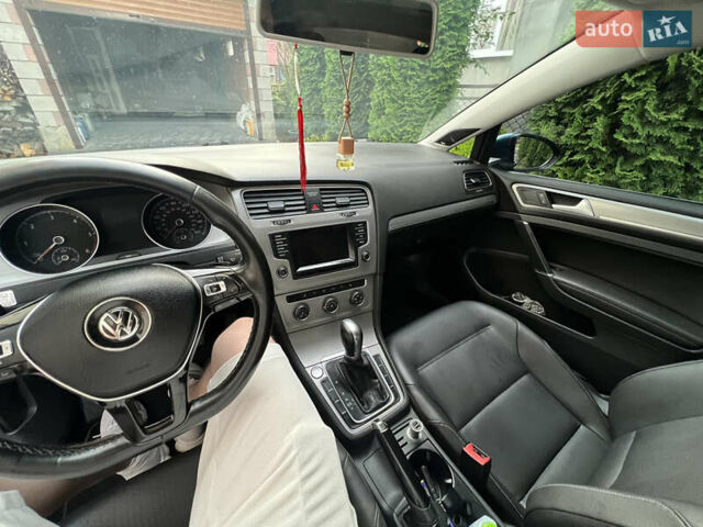 Синий Фольксваген Гольф, объемом двигателя 1.97 л и пробегом 186 тыс. км за 11600 $, фото 10 на Automoto.ua