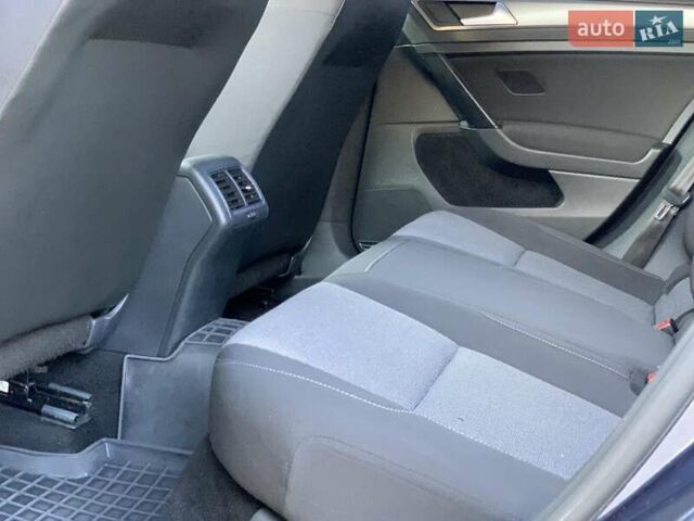 Синій Фольксваген Гольф, об'ємом двигуна 1.6 л та пробігом 365 тис. км за 9750 $, фото 38 на Automoto.ua