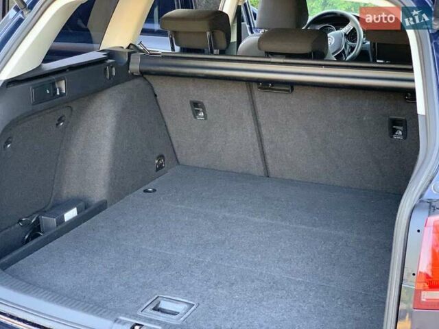 Синій Фольксваген Гольф, об'ємом двигуна 1.6 л та пробігом 365 тис. км за 9750 $, фото 39 на Automoto.ua