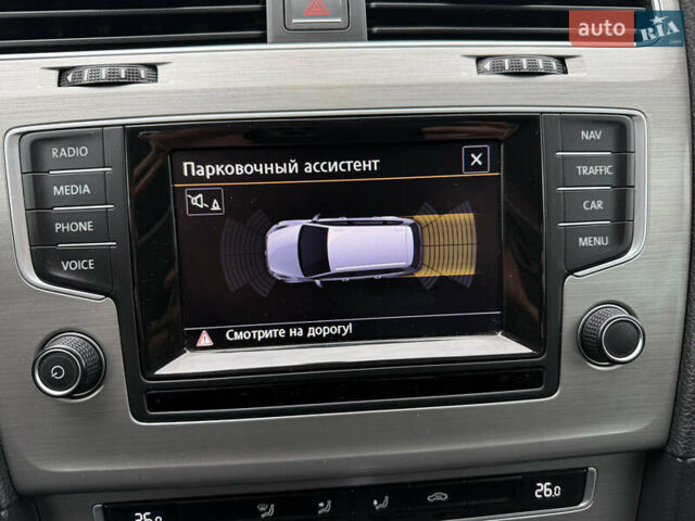 Синій Фольксваген Гольф, об'ємом двигуна 1.6 л та пробігом 218 тис. км за 11750 $, фото 20 на Automoto.ua