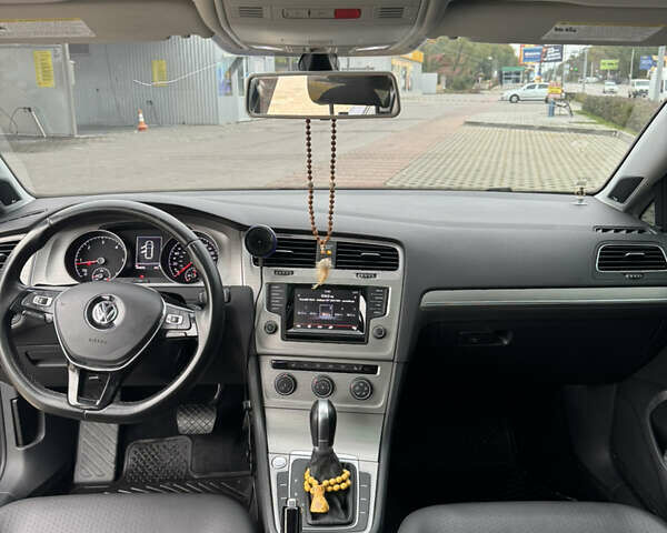 Синий Фольксваген Гольф, объемом двигателя 1.97 л и пробегом 145 тыс. км за 15000 $, фото 15 на Automoto.ua