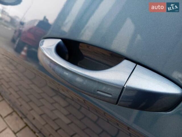 Синий Фольксваген Гольф, объемом двигателя 1.97 л и пробегом 228 тыс. км за 10250 $, фото 8 на Automoto.ua