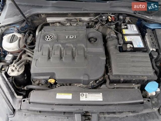 Синий Фольксваген Гольф, объемом двигателя 1.97 л и пробегом 228 тыс. км за 10250 $, фото 31 на Automoto.ua