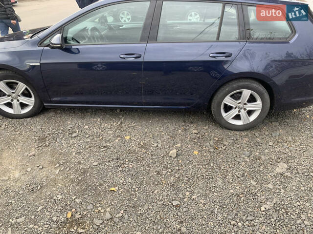 Синий Фольксваген Гольф, объемом двигателя 1.6 л и пробегом 205 тыс. км за 10950 $, фото 7 на Automoto.ua