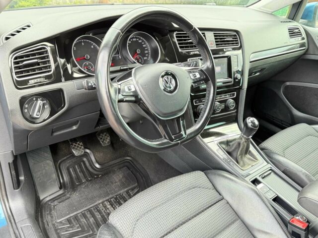 Синий Фольксваген Гольф, объемом двигателя 2 л и пробегом 205 тыс. км за 11200 $, фото 12 на Automoto.ua