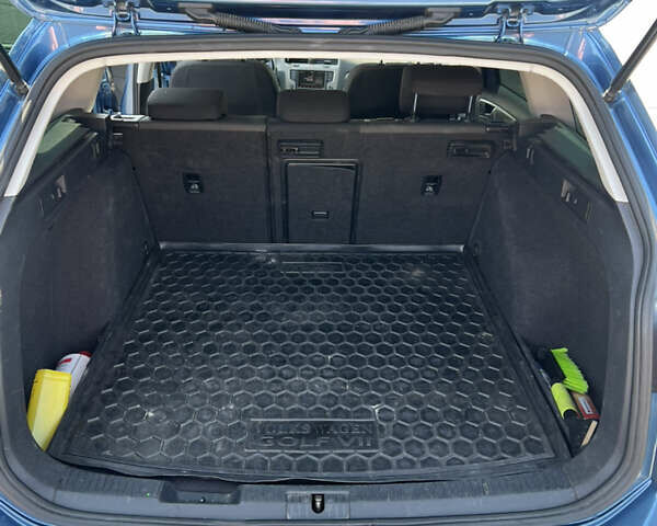 Синій Фольксваген Гольф, об'ємом двигуна 1.97 л та пробігом 241 тис. км за 12900 $, фото 17 на Automoto.ua