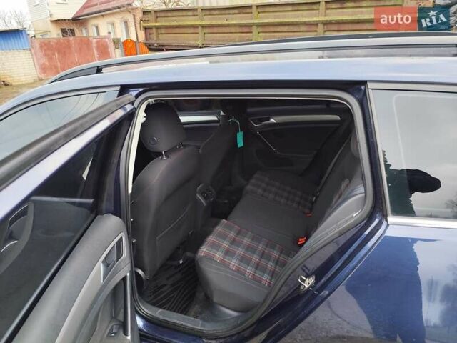 Синий Фольксваген Гольф, объемом двигателя 1.97 л и пробегом 180 тыс. км за 12500 $, фото 4 на Automoto.ua