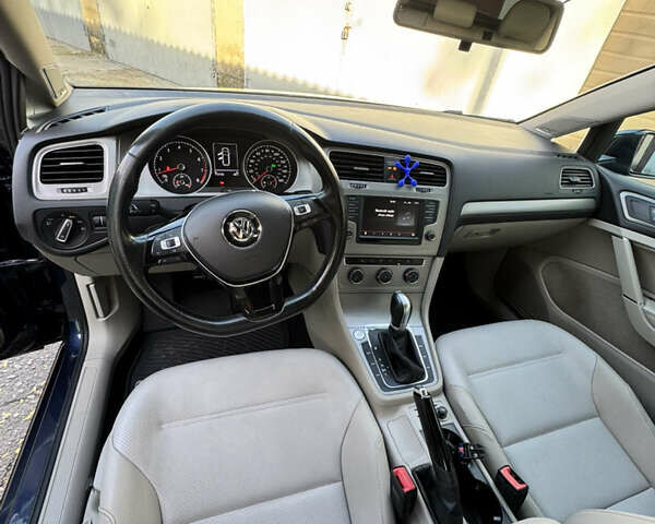 Синий Фольксваген Гольф, объемом двигателя 1.8 л и пробегом 113 тыс. км за 14500 $, фото 4 на Automoto.ua