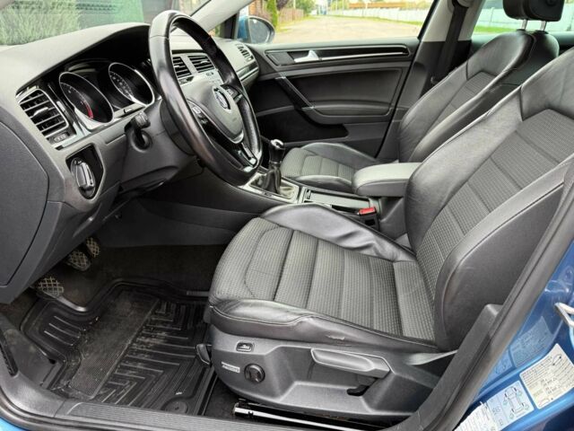 Синий Фольксваген Гольф, объемом двигателя 2 л и пробегом 205 тыс. км за 11200 $, фото 10 на Automoto.ua