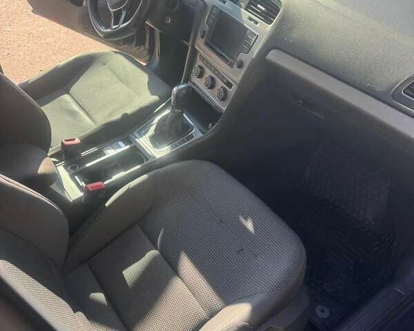 Синий Фольксваген Гольф, объемом двигателя 1.4 л и пробегом 248 тыс. км за 8900 $, фото 8 на Automoto.ua