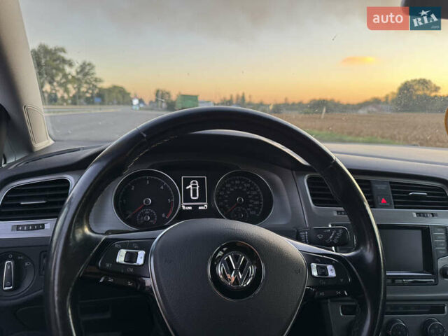 Синий Фольксваген Гольф, объемом двигателя 1.97 л и пробегом 152 тыс. км за 11000 $, фото 6 на Automoto.ua