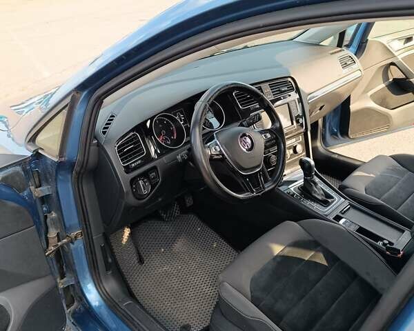 Синій Фольксваген Гольф, об'ємом двигуна 1.6 л та пробігом 238 тис. км за 11800 $, фото 7 на Automoto.ua