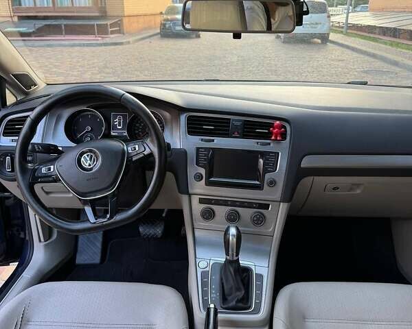 Фольксваген Гольф 2015 в Виннице на Automoto.ua Синий Фольксваген Гольф, объемом двигателя 1.97 л и пробегом 290 тыс. км за 11300 $, фото 7 на Automoto.ua