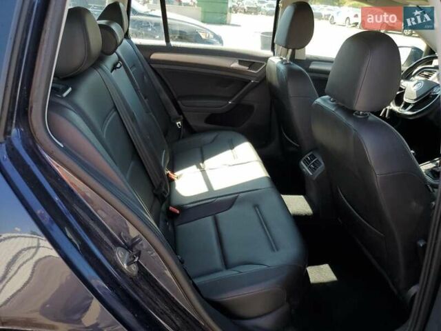 Синий Фольксваген Гольф, объемом двигателя 1.97 л и пробегом 137 тыс. км за 2000 $, фото 9 на Automoto.ua