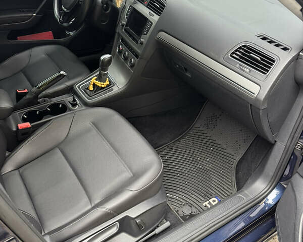 Синий Фольксваген Гольф, объемом двигателя 1.97 л и пробегом 145 тыс. км за 15000 $, фото 9 на Automoto.ua