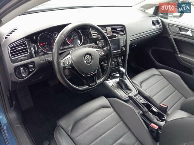 Синий Фольксваген Гольф, объемом двигателя 1.97 л и пробегом 228 тыс. км за 10250 $, фото 9 на Automoto.ua