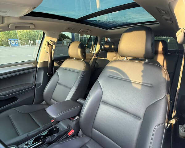 Синий Фольксваген Гольф, объемом двигателя 1.97 л и пробегом 57 тыс. км за 18000 $, фото 7 на Automoto.ua