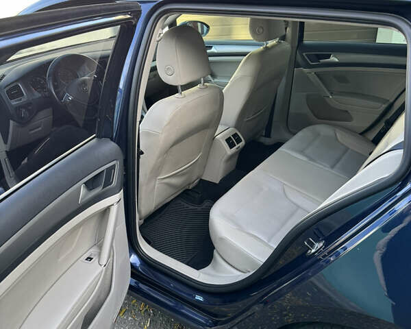 Синий Фольксваген Гольф, объемом двигателя 1.8 л и пробегом 113 тыс. км за 14500 $, фото 8 на Automoto.ua