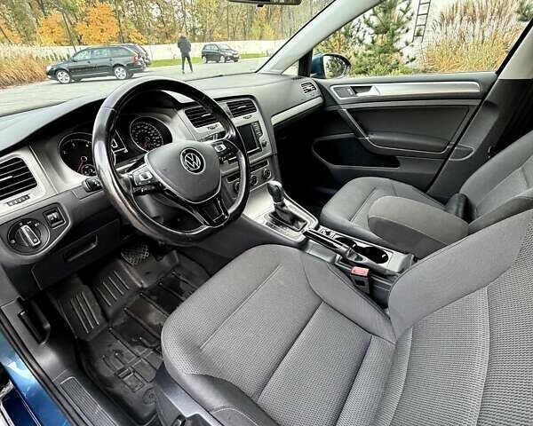 Синий Фольксваген Гольф, объемом двигателя 2 л и пробегом 60 тыс. км за 14000 $, фото 16 на Automoto.ua