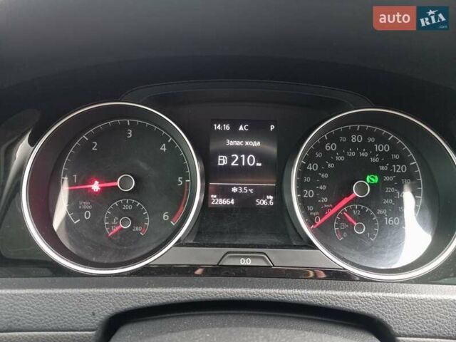 Синий Фольксваген Гольф, объемом двигателя 1.97 л и пробегом 228 тыс. км за 10250 $, фото 16 на Automoto.ua