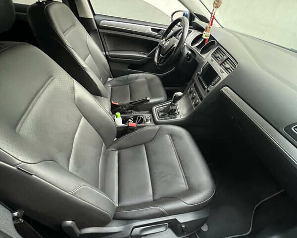 Синий Фольксваген Гольф, объемом двигателя 1.97 л и пробегом 186 тыс. км за 11600 $, фото 14 на Automoto.ua