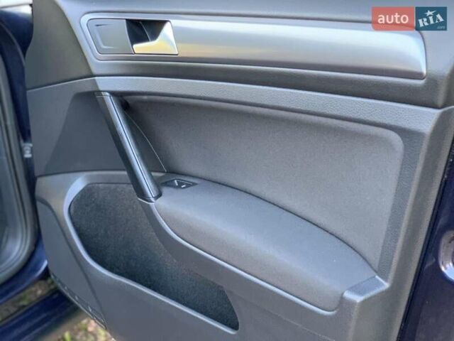 Синій Фольксваген Гольф, об'ємом двигуна 1.6 л та пробігом 365 тис. км за 9750 $, фото 43 на Automoto.ua