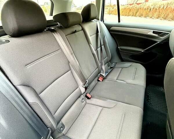 Синий Фольксваген Гольф, объемом двигателя 2 л и пробегом 60 тыс. км за 14000 $, фото 27 на Automoto.ua